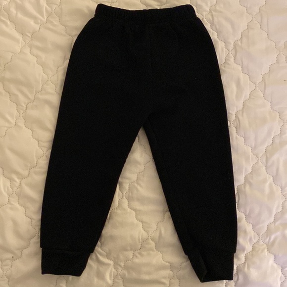 Toddler sweat pants 2T - Picture 3 of 4